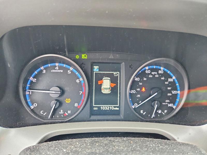 Photo 9 from auction – 2017 TOYOTA RAV4 XLE with VIN 2T3RFREV2HW586285