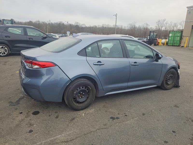 Photo 3 from auction – 2022 TOYOTA COROLLA with VIN 5YFEPMAE5NP349963