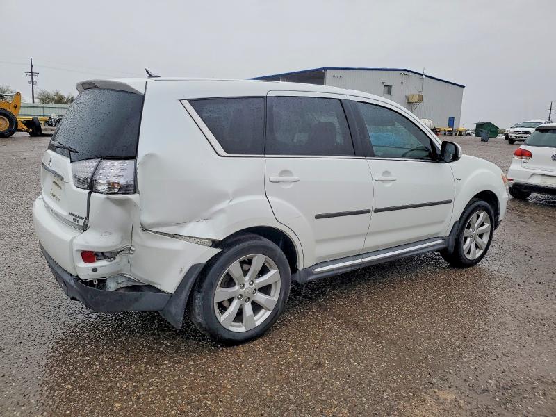 Photo 3 from auction – 2012 MITSUBISHI OUTLANDER with VIN JA4JS4AX0CU014862
