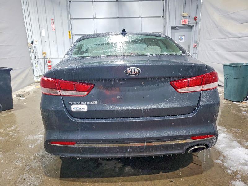 Zdjęcie 6 z aukcji – 2016 KIA OPTIMA z VIN 5XXGT4L35GG080309