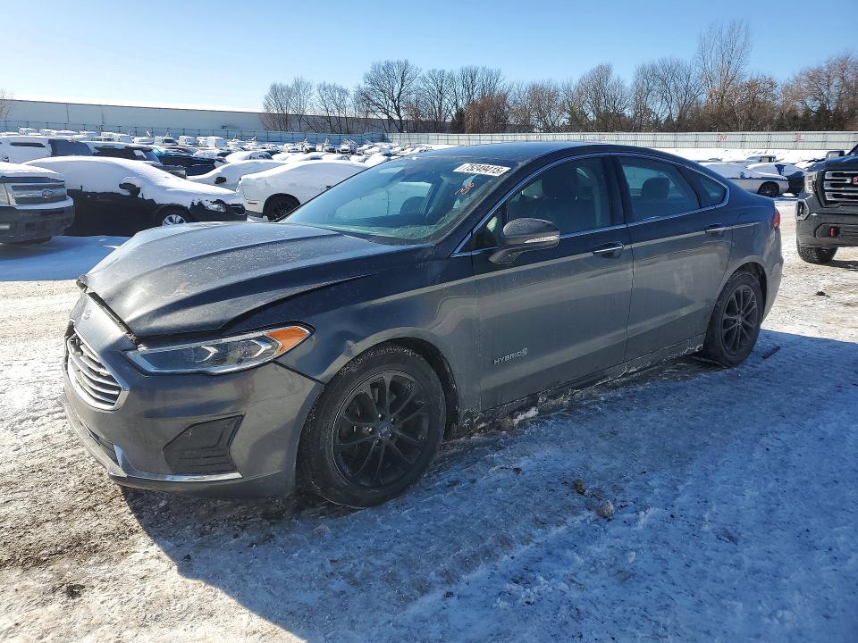 FORD FUSION 2019 with VIN 3FA6P0MU4KR112960 - Photo from auction
