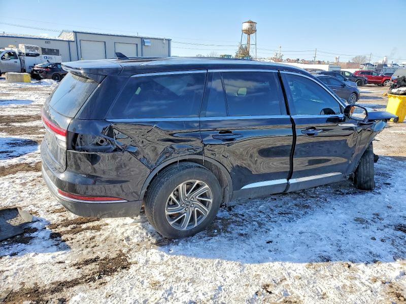 Photo 3 from auction – 2024 LINCOLN AVIATOR with VIN 5LM5J0XC9RGL07750