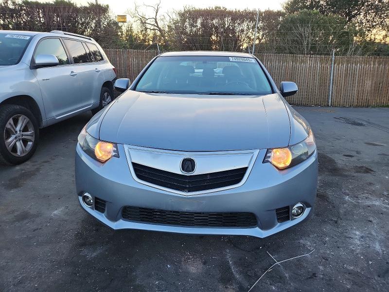 Photo 5 from auction – 2011 ACURA TSX with VIN JH4CU2F67BC002403