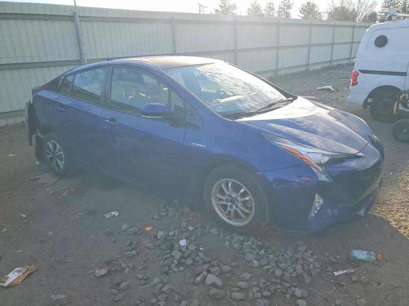 Photo 4 from auction – 2016 TOYOTA PRIUS with VIN JTDKARFUXG3505024
