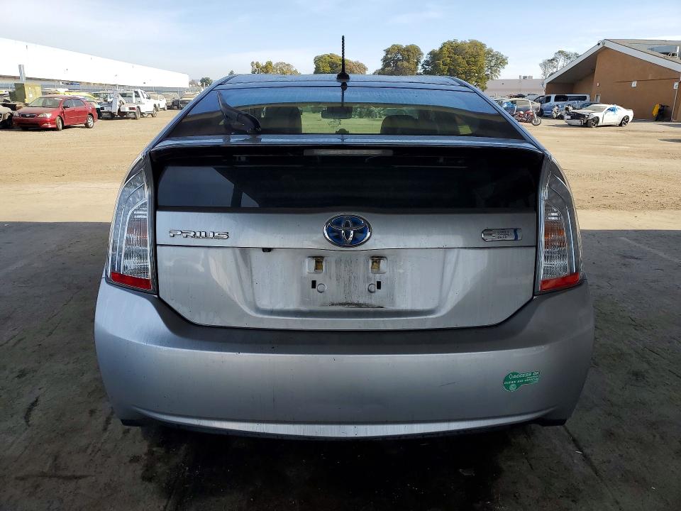 Photo 6 from auction – 2014 TOYOTA PRIUS PLUG with VIN JTDKN3DP2E3064243
