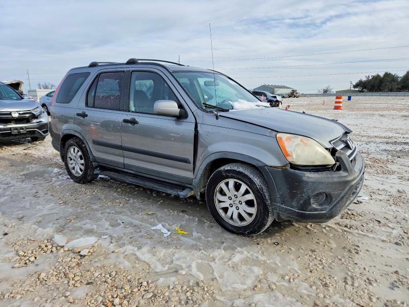 Photo 4 from auction – 2006 HONDA CR-V with VIN JHLRD68856C022319