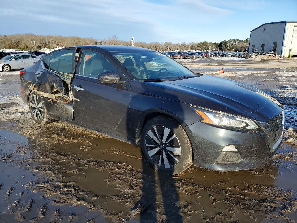 Photo 4 from auction – 2022 NISSAN ALTIMA with VIN 1N4BL4DV2NN319882