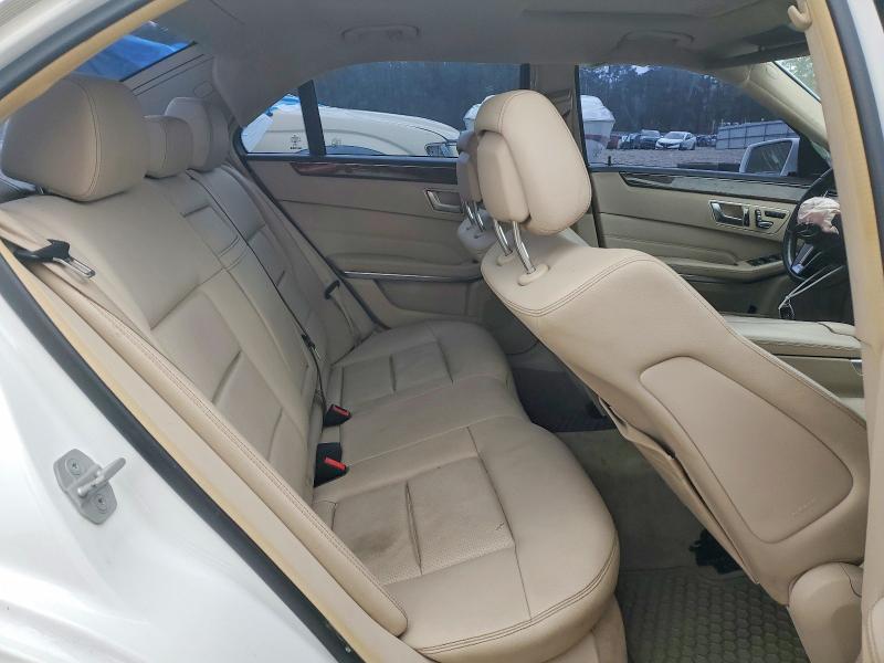 Photo 10 from auction – 2016 MERCEDES-BENZ E 350 with VIN WDDHF5KB1GB238375