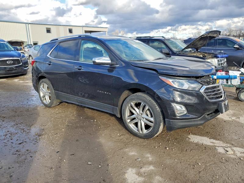 Photo 4 from auction – 2018 CHEVROLET EQUINOX PR with VIN 2GNAXVEV0J6133200