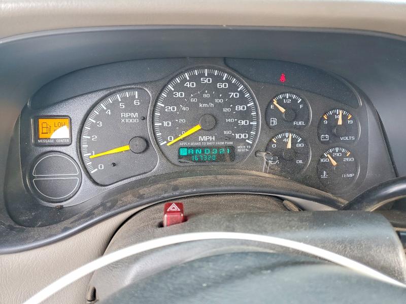 Photo 9 from auction – 2000 CHEVROLET SILVERADO with VIN 2GCEK19T8Y1395435