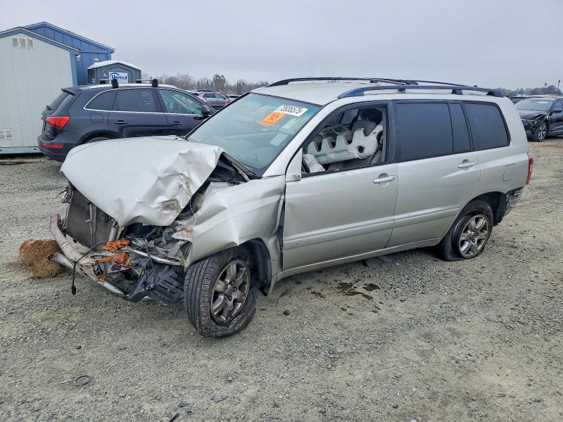 TOYOTA HIGHLANDER 2005 with VIN JTEEP21A850116523 - Photo from auction