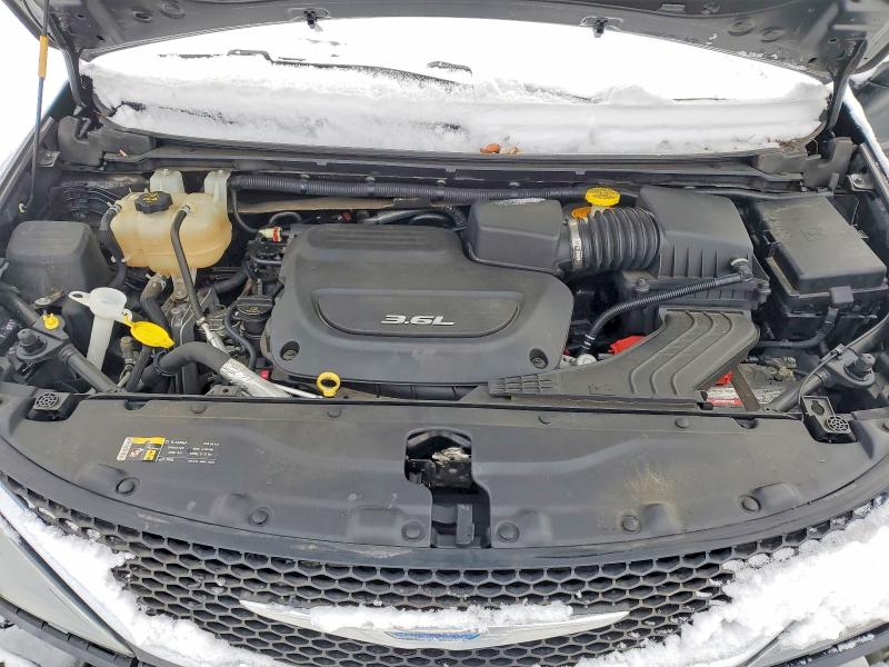 Photo 12 from auction – 2017 CHRYSLER PACIFICA L with VIN 2C4RC1CG3HR507523