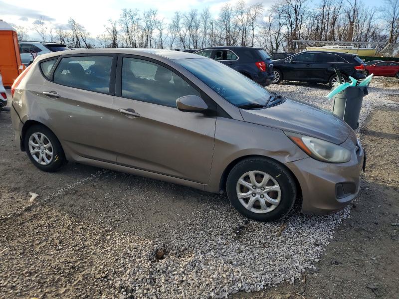 Photo 4 from auction – 2014 HYUNDAI ACCENT with VIN KMHCT5AEXEU146784