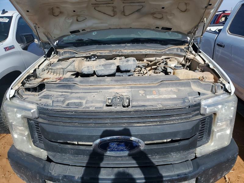 Photo 11 from auction – 2018 FORD F250 with VIN 1FT7X2B63JEB21293