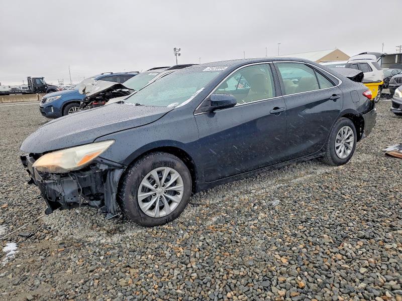 TOYOTA CAMRY LE 2015 with VIN 4T1BF1FK0FU075963 - Photo from auction