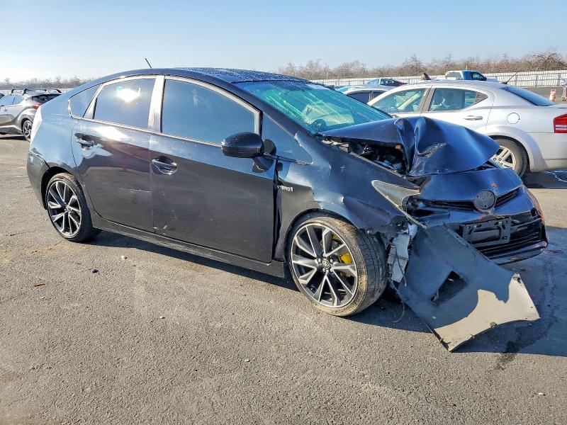 Photo 4 from auction – 2012 TOYOTA PRIUS with VIN JTDKN3DUXC1512811