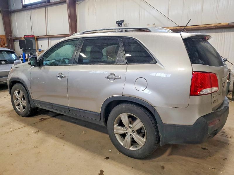 Photo 2 from auction – 2012 KIA SORENTO EX with VIN 5XYKUDA23CG301834