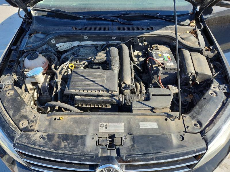 Photo 11 from auction – 2017 VOLKSWAGEN JETTA SE with VIN 3VWDB7AJ0HM259671