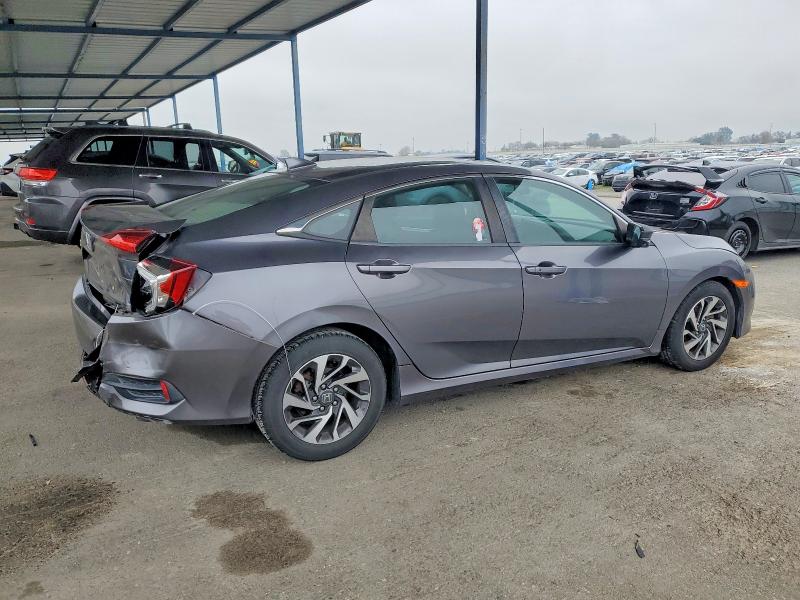 Photo 3 from auction – 2017 HONDA CIVIC with VIN 19XFC2F77HE202872