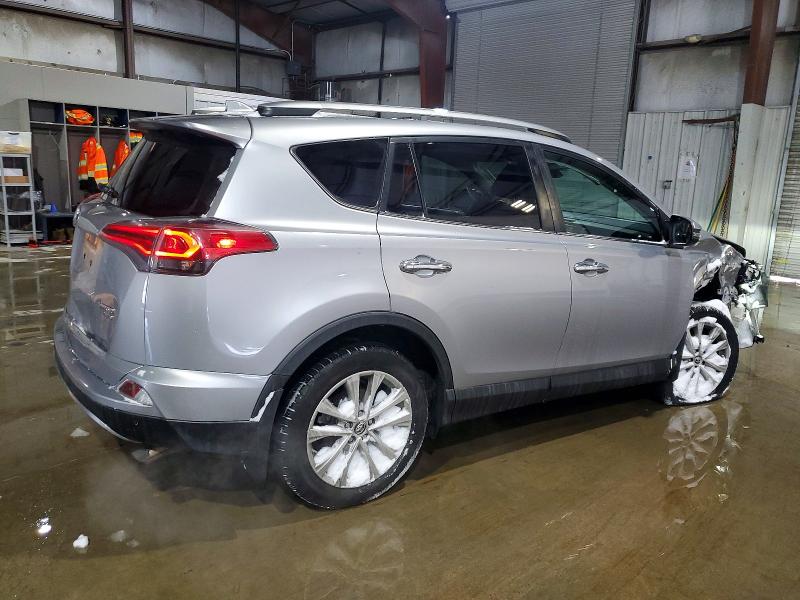 Photo 3 from auction – 2017 TOYOTA RAV4 LIMIT with VIN 2T3DFREV5HW636770