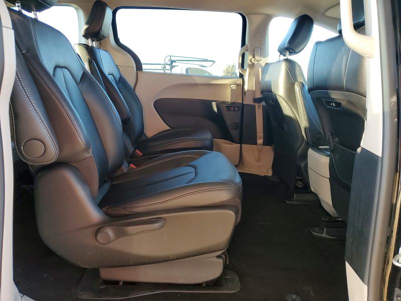 Photo 11 from auction – 2024 CHRYSLER PACIFICA H with VIN 2C4RC1S7XRR150148
