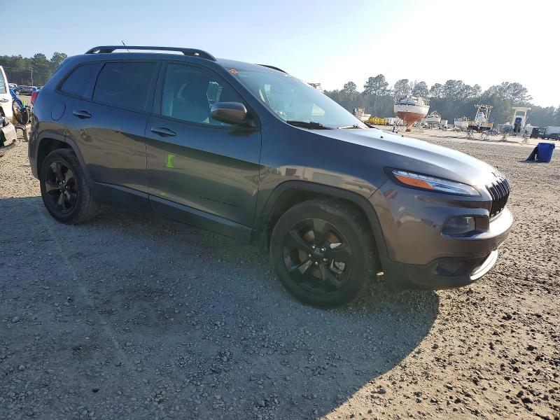 Photo 4 from auction – 2015 JEEP CHEROKEE with VIN 1C4PJLCB6FW722914