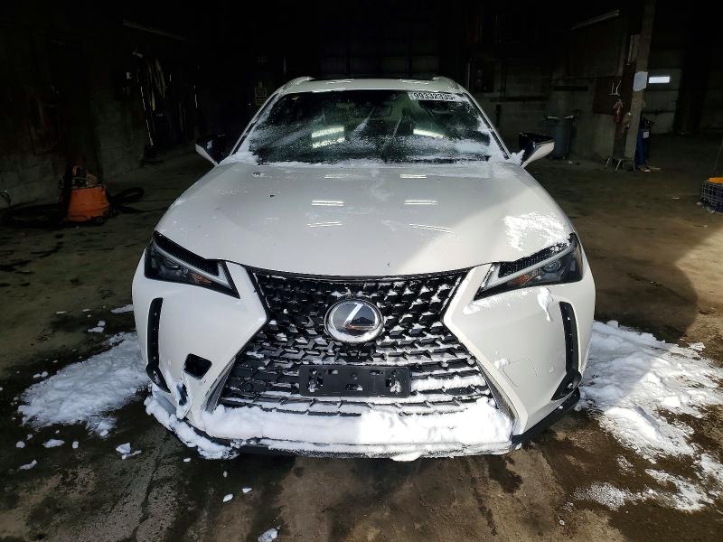 Photo 5 from auction – 2019 LEXUS UX 200 with VIN JTHY3JBH9K2017727