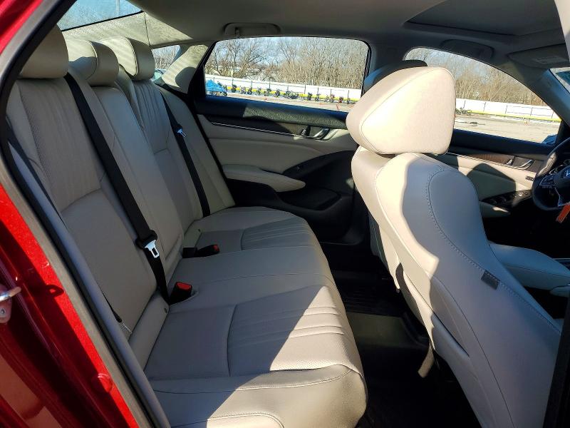 Photo 10 from auction – 2018 HONDA ACCORD with VIN 1HGCV2F53JA016638