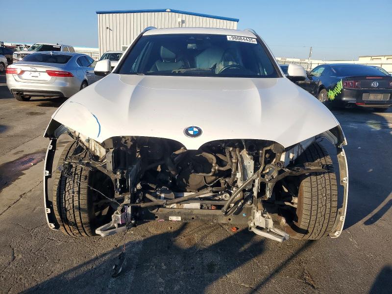 Photo 5 from auction – 2019 BMW X3 SDRIVE3 with VIN 5UXTR7C55KLR50311