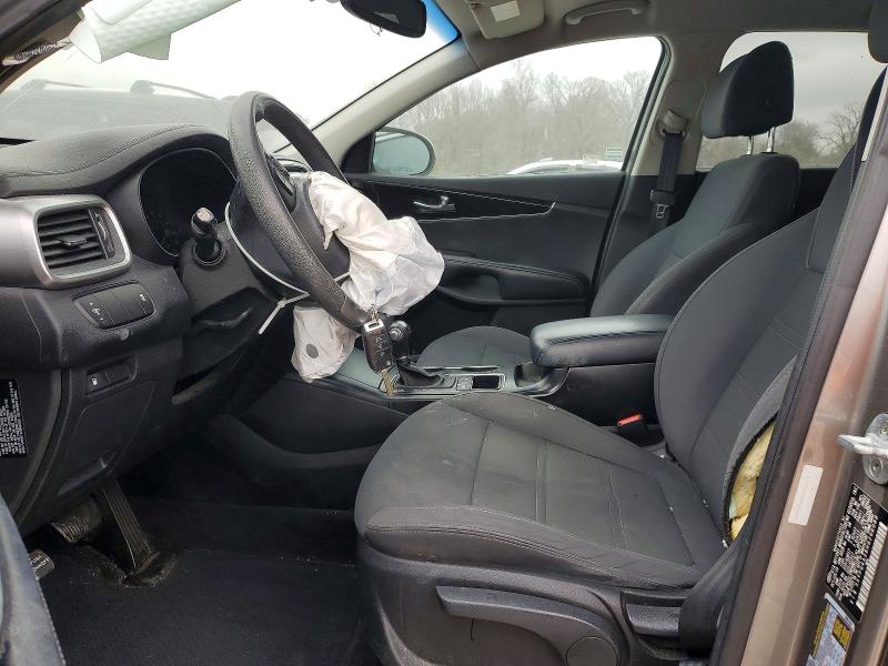 Photo 7 from auction – 2017 KIA SORENTO LX with VIN 5XYPG4A38HG266088