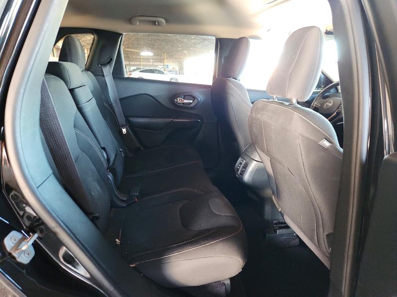 Photo 11 from auction – 2016 JEEP CHEROKEE L with VIN 1C4PJLCB2GW189915