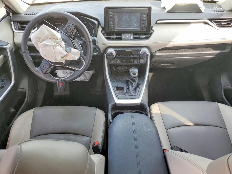 Photo 8 from auction – 2021 TOYOTA RAV4 with VIN 2T3C1RFV8MW148223