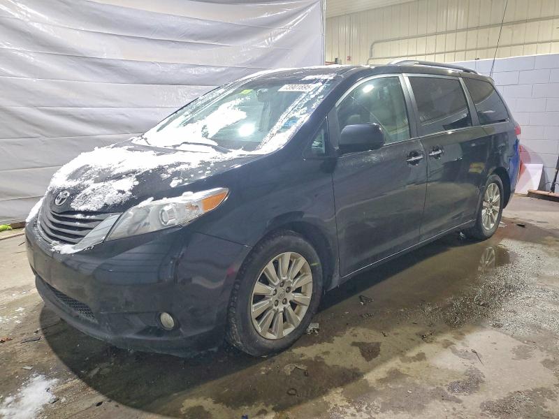 2014 TOYOTA SIENNA - Търг №73901895