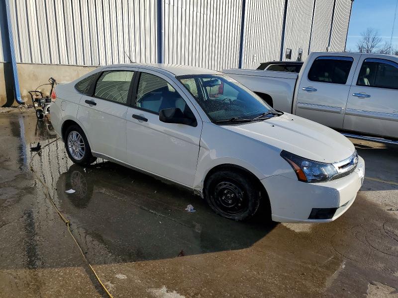 Photo 4 from auction – 2010 FORD FOCUS SE with VIN 1FAHP3FN5AW275600