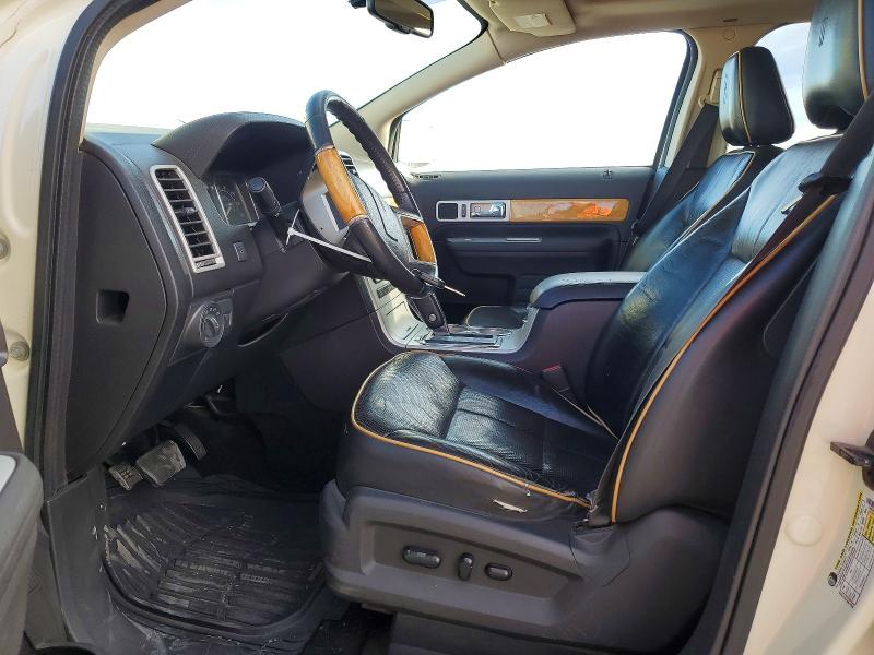 Photo 7 from auction – 2008 LINCOLN MKX with VIN 2LMDU88C38BJ26334