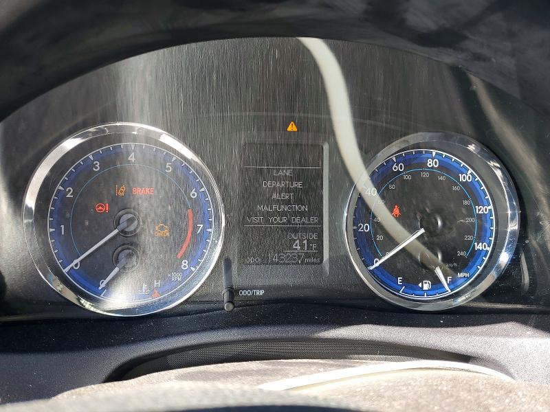 Photo 9 from auction – 2019 TOYOTA COROLLA with VIN 2T1BURHE1KC214702