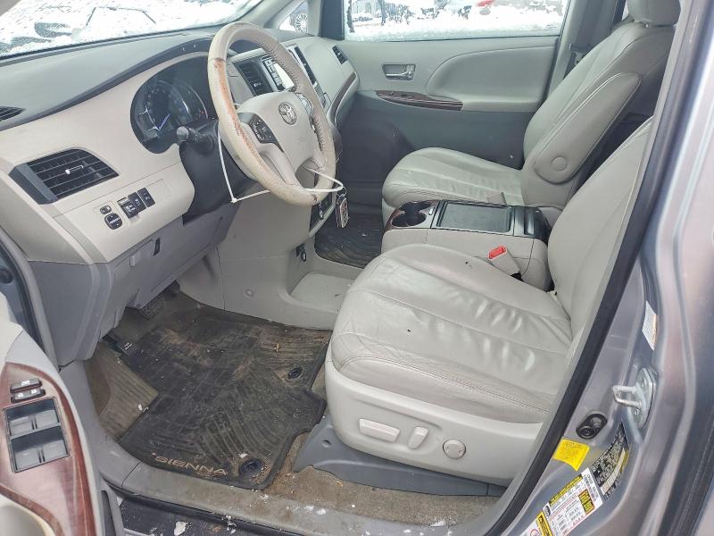 Foto 7 de la subasta – 2013 TOYOTA SIENNA XLE con VIN 5TDYK3DC8DS322844