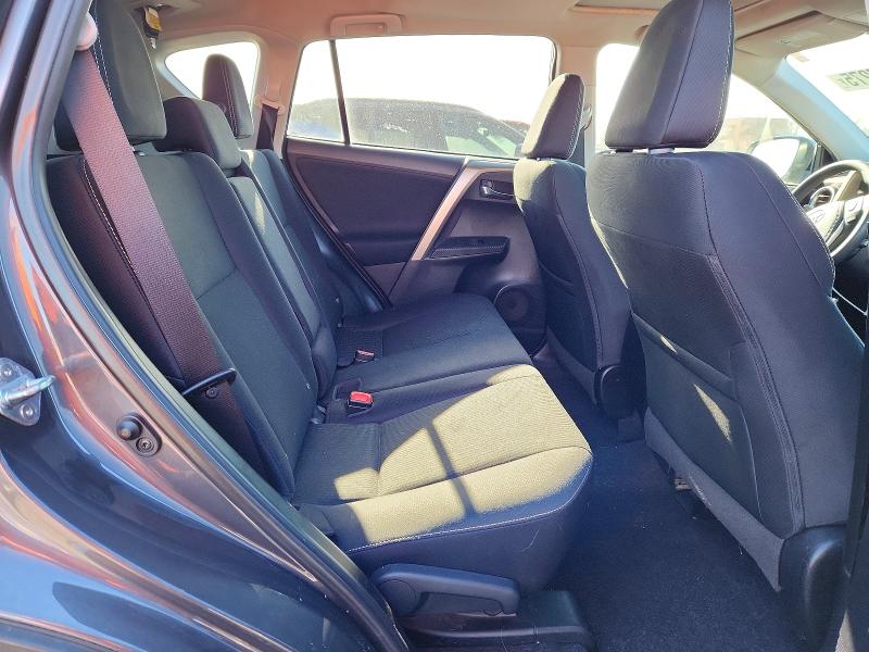 Photo 11 from auction – 2015 TOYOTA RAV4 with VIN 2T3RFREV0FW318316