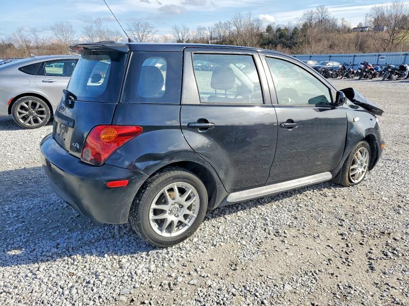 Photo 3 from auction – 2005 TOYOTA SCION XA with VIN JTKKT624750081954