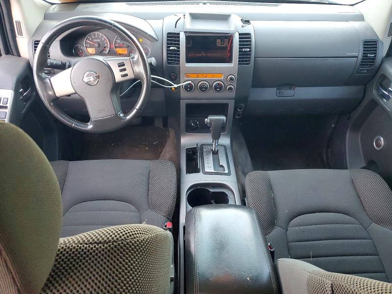 Photo 8 from auction – 2005 NISSAN PATHFINDER with VIN 5N1AR18W05C735569