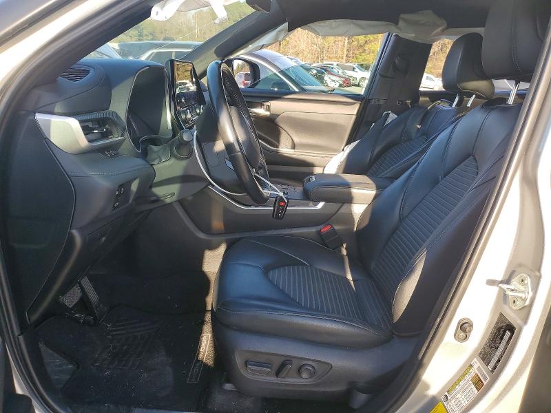 Photo 7 from auction – 2023 TOYOTA HIGHLANDER with VIN 5TDKDRAH5PS020354