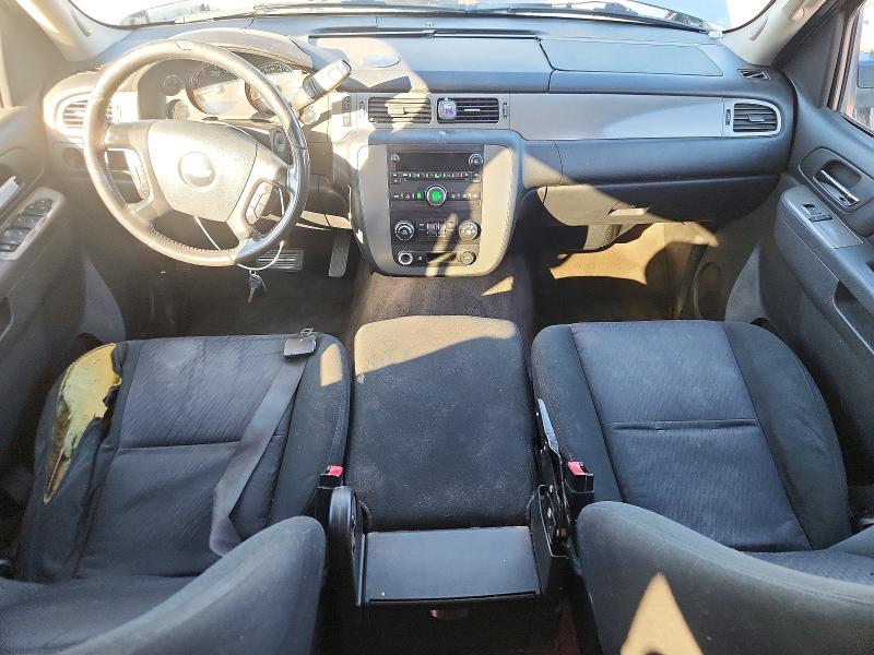 Photo 8 from auction – 2010 CHEVROLET SUBURBAN C with VIN 1GNUCHE03AR242429