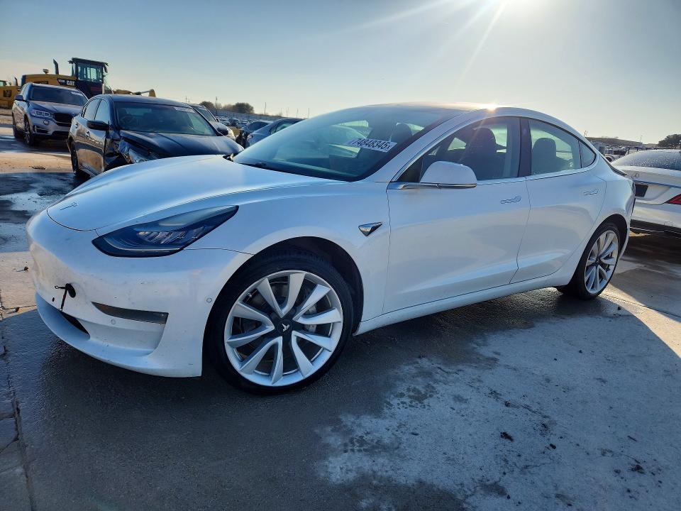 TESLA MODEL 3 2019 with VIN 5YJ3E1EB3KF194669 - Photo from auction