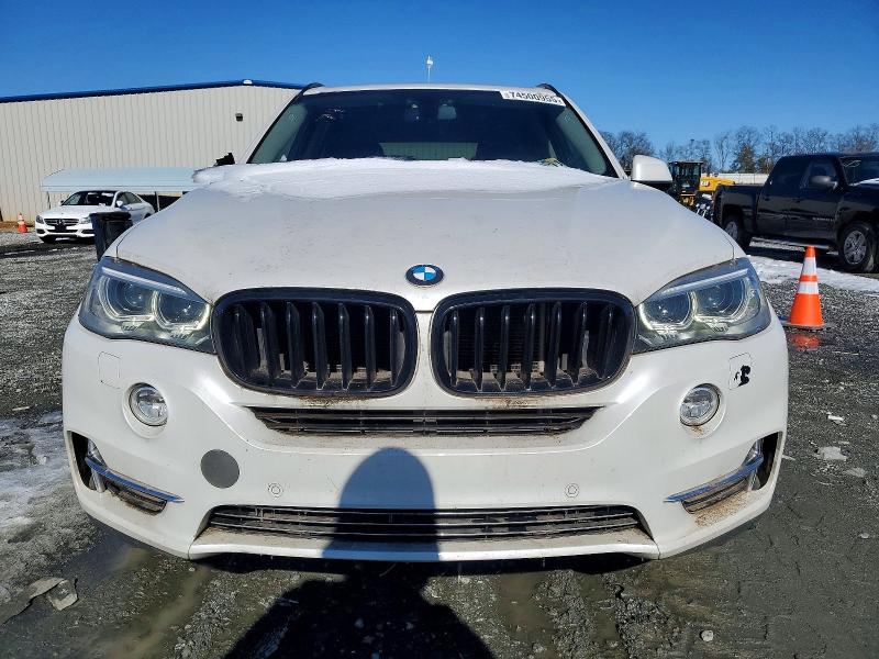 Photo 5 from auction – 2015 BMW X5 XDRIVE3 with VIN 5UXKR0C55F0K56390