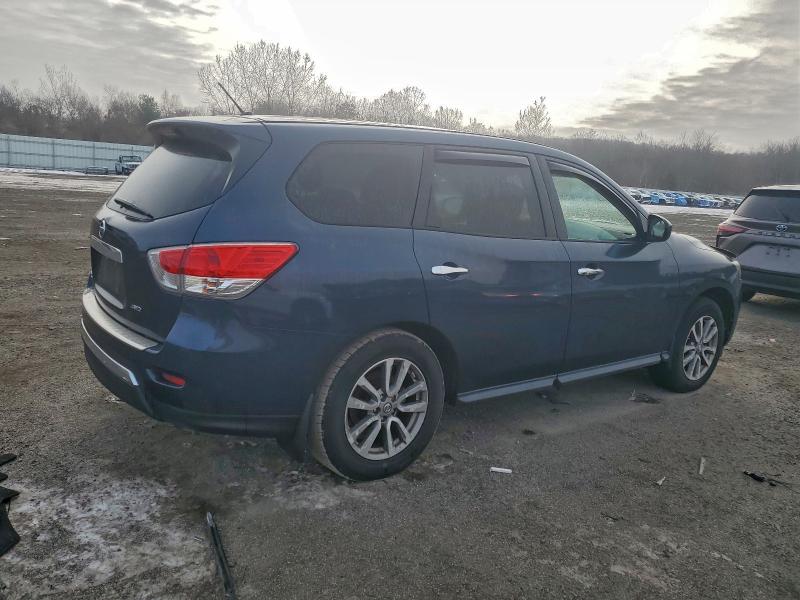 Photo 3 from auction – 2014 NISSAN PATHFINDER with VIN 5N1AR2MM6EC728815