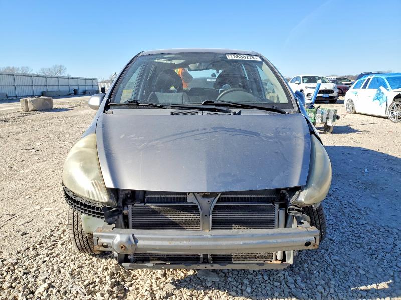 Photo 5 from auction – 2007 HONDA FIT with VIN JHMGD374X7S003157