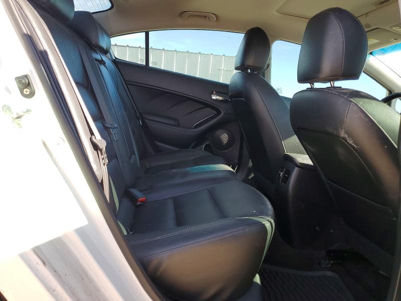 Photo 10 from auction – 2015 KIA FORTE EX with VIN KNAFZ4A84F5327764