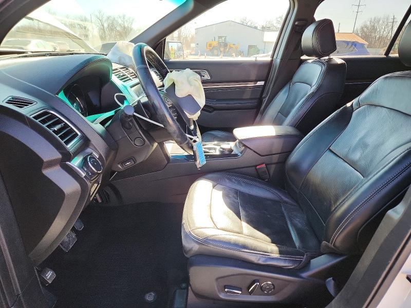 Photo 7 from auction – 2017 FORD EXPLORER L with VIN 1FM5K8F89HGB51199