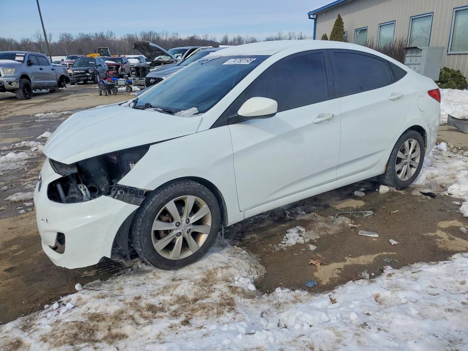 HYUNDAI ACCENT 2014 with VIN KMHCU4AE6EU597993 - Photo from auction