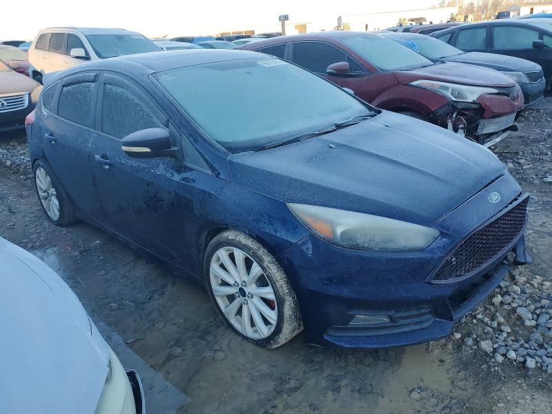 Photo 4 from auction – 2016 FORD FOCUS ST with VIN 1FADP3L92GL368316